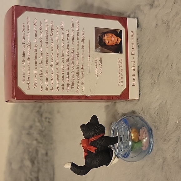 Rare 1999 Hallmark Mischievous Kitten, Keepsake Ornament With Original Box - Picture 5 of 8